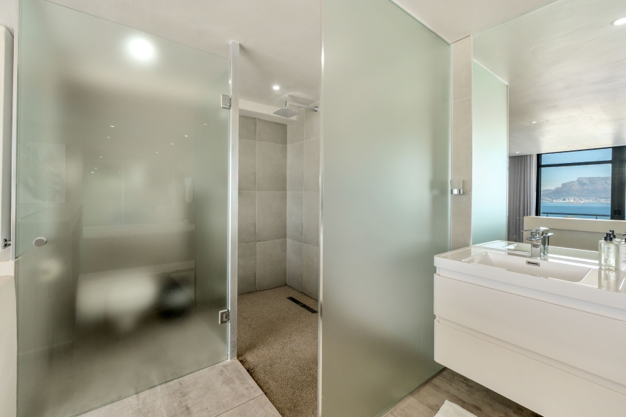4 Bedroom Property for Sale in Bloubergstrand Western Cape